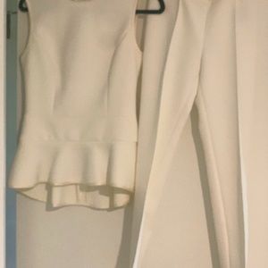 Beautiful Ivory top and  pant set.   very classic/ chic